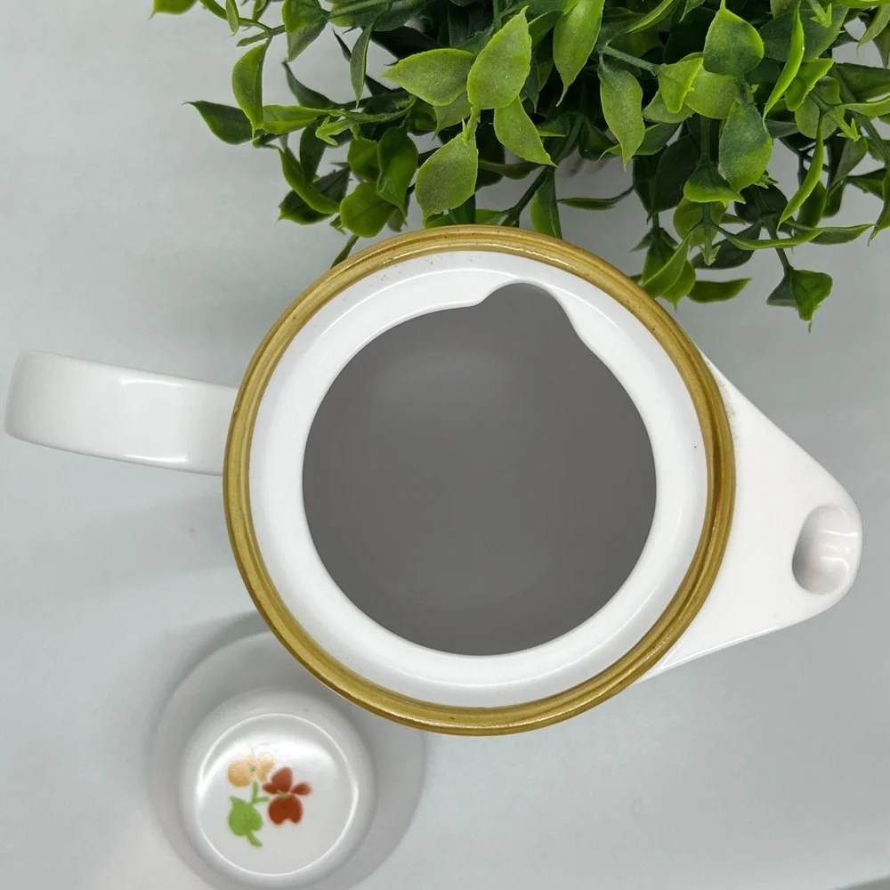 HAPPY DAYS by Noritake Coffee Pot made in Japan #9069 NWOT.